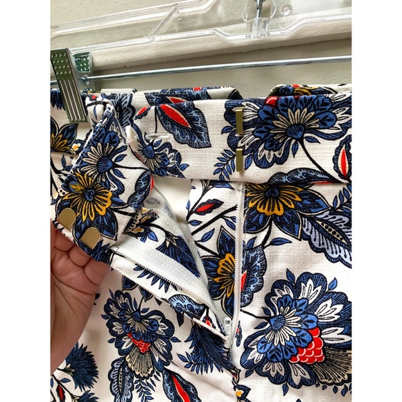 Loft shorts, size 2 - Picture 5 of 7